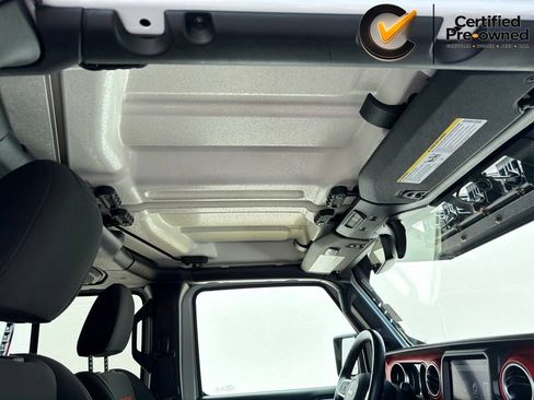 Certified 2021 Jeep Gladiator Rubicon AWD/4WD image 49