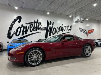 Used 2005 Chevrolet Corvette Coupe w/ Preferred Equipment Group image 1