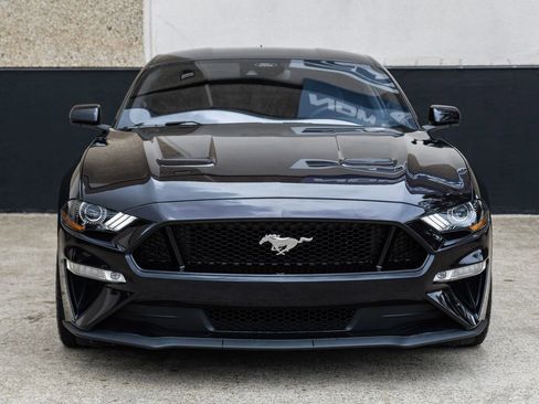 Used 2022 Ford Mustang GT RWD image 4