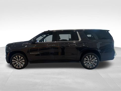 New 2026 Chevrolet Suburban High Country AWD/4WD image 2