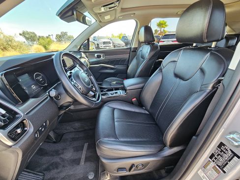 Used 2023 Kia Sorento SX FWD image 18