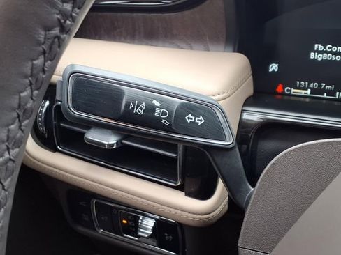 Certified 2023 Lincoln Nautilus Reserve AWD/4WD image 18