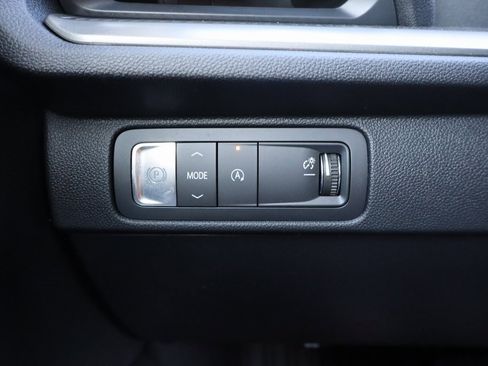 New 2026 Chevrolet Traverse LT w/ Midnight/Sport Edition image 16