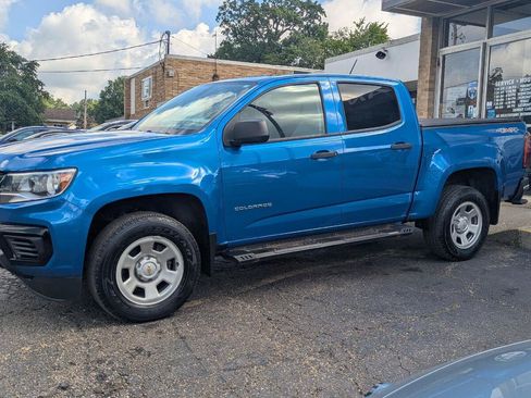 Used 2022 Chevrolet Colorado W/T w/ WT Convenience Package AWD/4WD image 4
