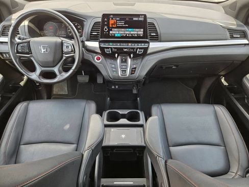 Used 2025 Honda Odyssey Sport-L image 27