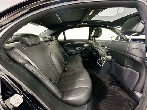 Used 2017 Mercedes-Benz S 550 Sedan image 28
