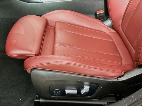 Certified 2023 BMW 330i xDrive Sedan w/ Premium Package image 20