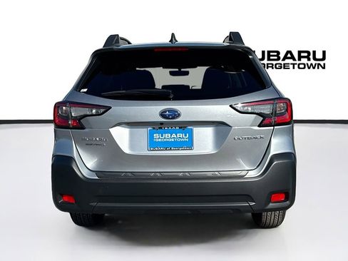 Used 2025 Subaru Outback Premium image 7