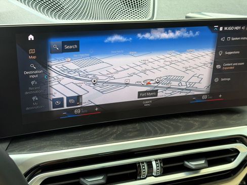 Used 2023 BMW 330e xDrive w/ Premium Package AWD/4WD image 26