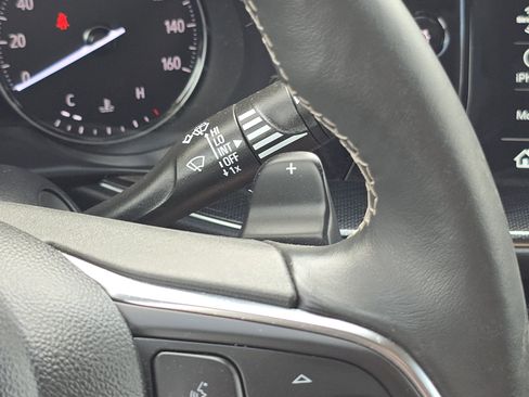 Used 2023 Buick Envision Essence image 31