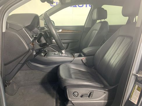 Used 2018 Audi Q5 2.0T Premium w/ Convenience Package image 16