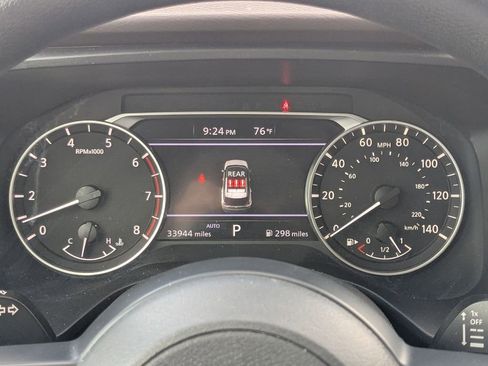 Used 2023 Nissan Rogue S image 18