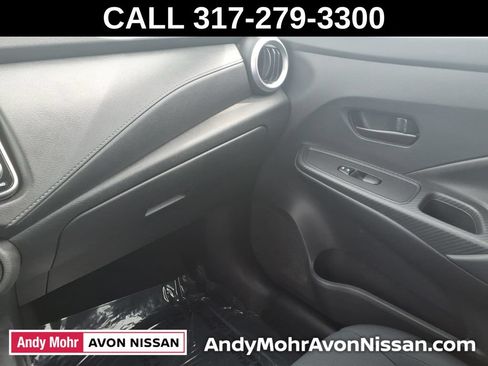 Used 2023 Nissan Versa S FWD image 29