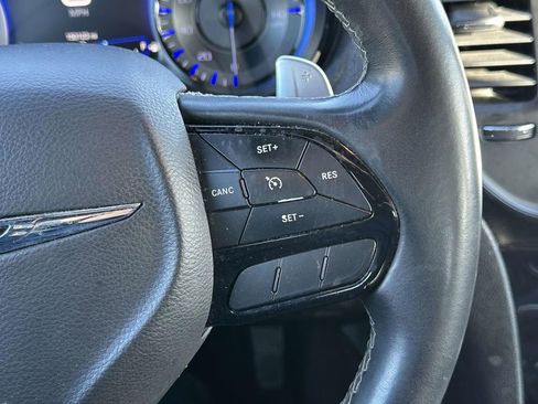 Used 2017 Chrysler 300 S image 25