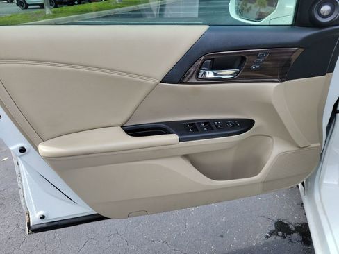 Used 2016 Honda Accord EX-L image 15