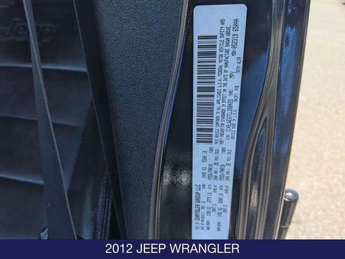 Used 2012 Jeep Wrangler Unlimited Sahara AWD/4WD image 26