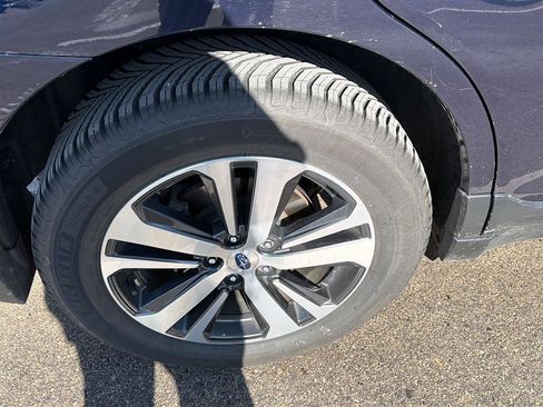 Used 2018 Subaru Outback 2.5i Limited w/ Popular Package #2 image 6
