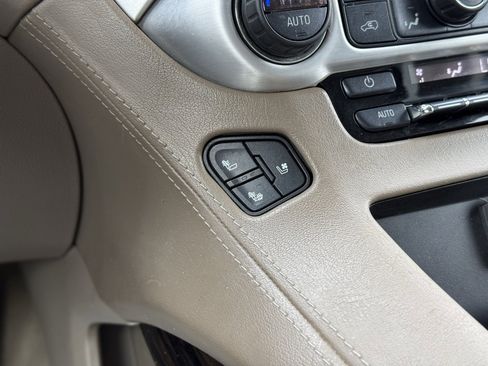 Used 2018 GMC Yukon SLT image 22