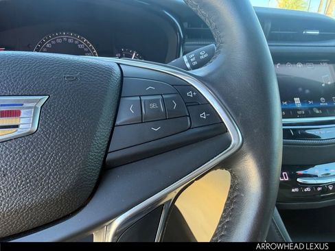 Used 2017 Cadillac XT5 Premium Luxury w/ LPO, Wheel Lock Package image 16