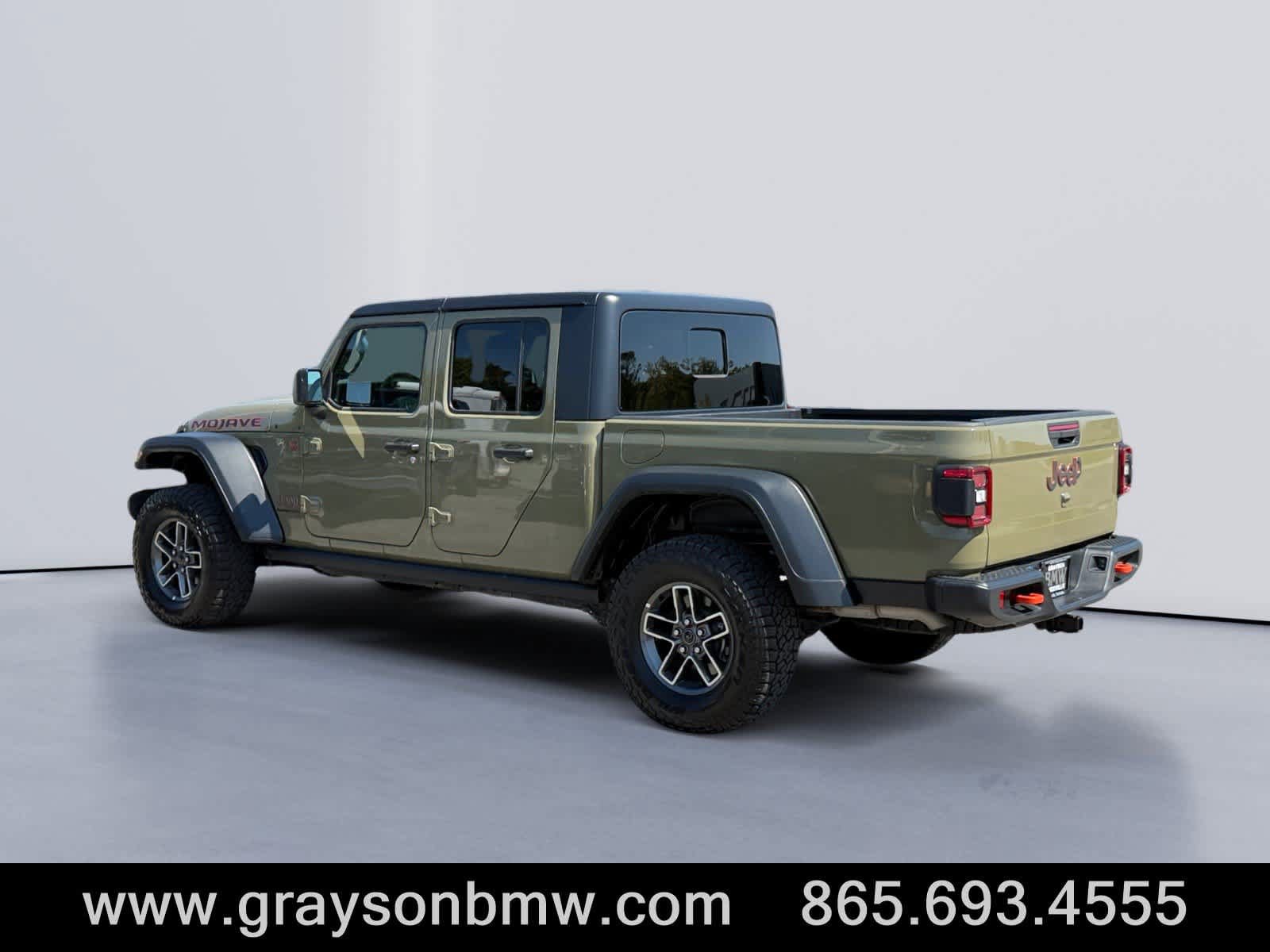 Used 2026 Jeep Gladiator Mojave AWD/4WD image 5