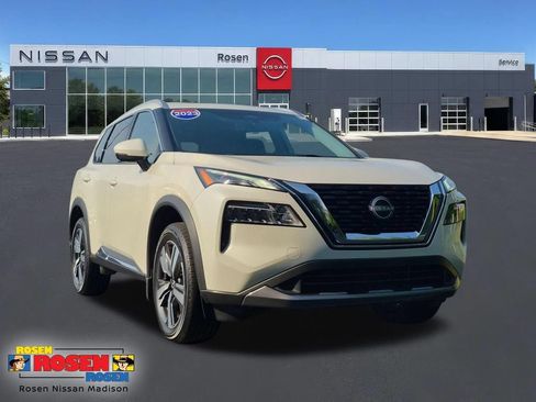 Used 2023 Nissan Rogue SL AWD/4WD image 1