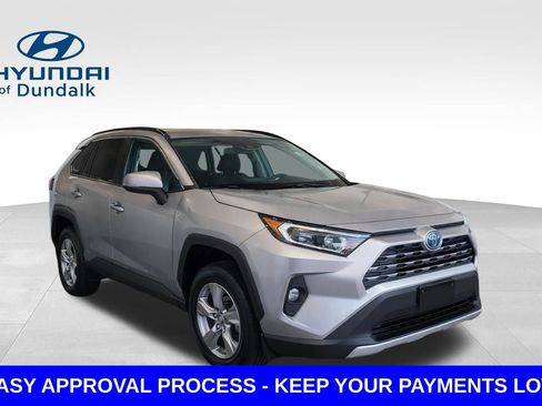Used 2023 Toyota RAV4 XLE w/ Convenience Package image 3