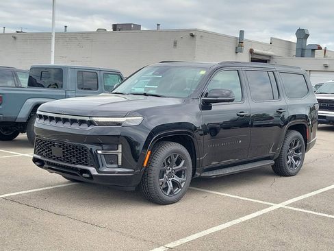New 2026 Jeep Grand Wagoneer 4WD image 2