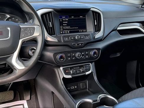 Used 2022 GMC Terrain SLE AWD/4WD image 6