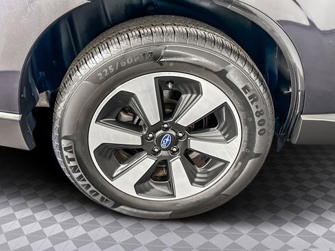 Used 2017 Subaru Forester 2.5i Limited image 37