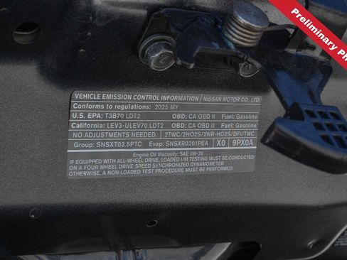 Used 2025 Nissan Pathfinder SL w/ Black Appearance Package FWD image 21