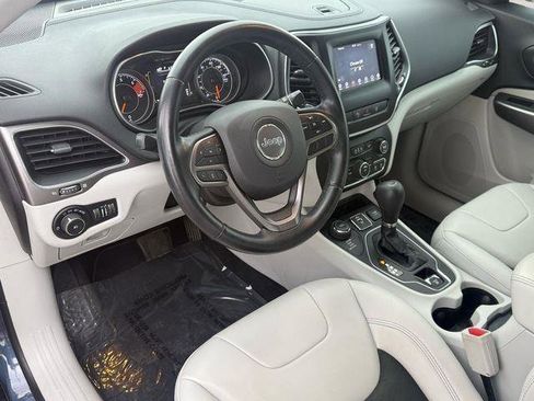 Used 2021 Jeep Cherokee Latitude Plus image 13