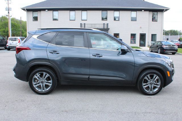 Used 2022 Kia Seltos S FWD image 6