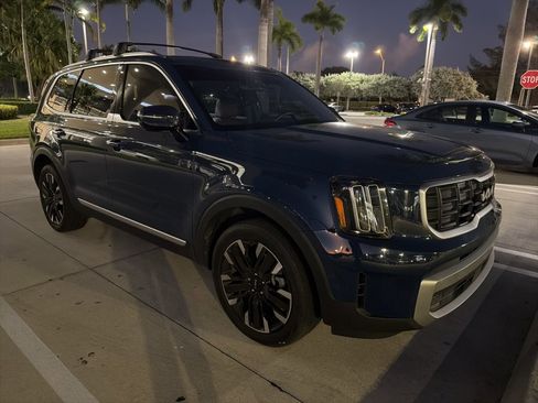 Used 2023 Kia Telluride SX image 10