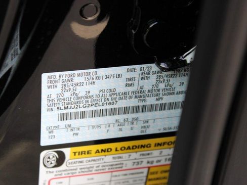 Certified 2023 Lincoln Navigator Reserve image 28