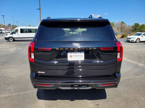 Certified 2025 Ford Expedition Tremor image 5