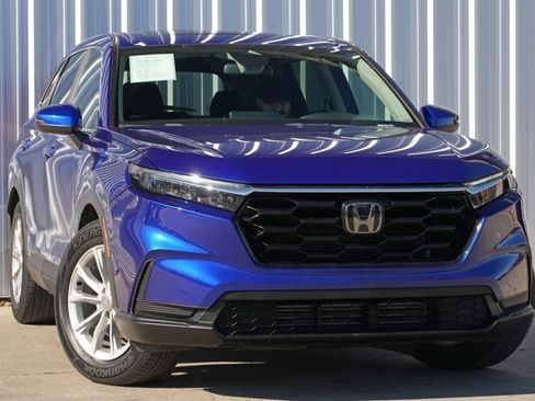 Used 2023 Honda CR-V EX image 2