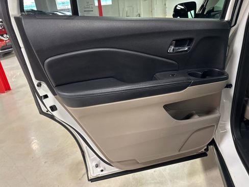 Used 2017 Honda Pilot EX-L image 38