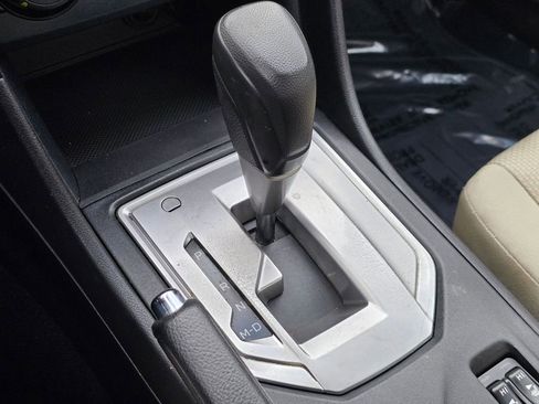 Used 2018 Subaru Impreza 2.0i Premium image 29