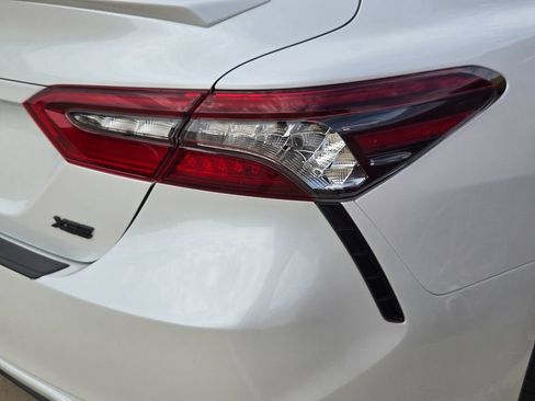 Used 2024 Toyota Camry XSE FWD image 11