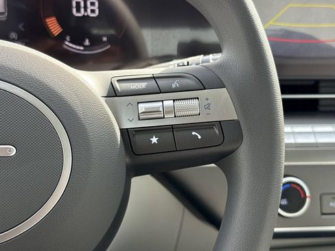 New 2026 Hyundai Elantra Limited FWD image 27