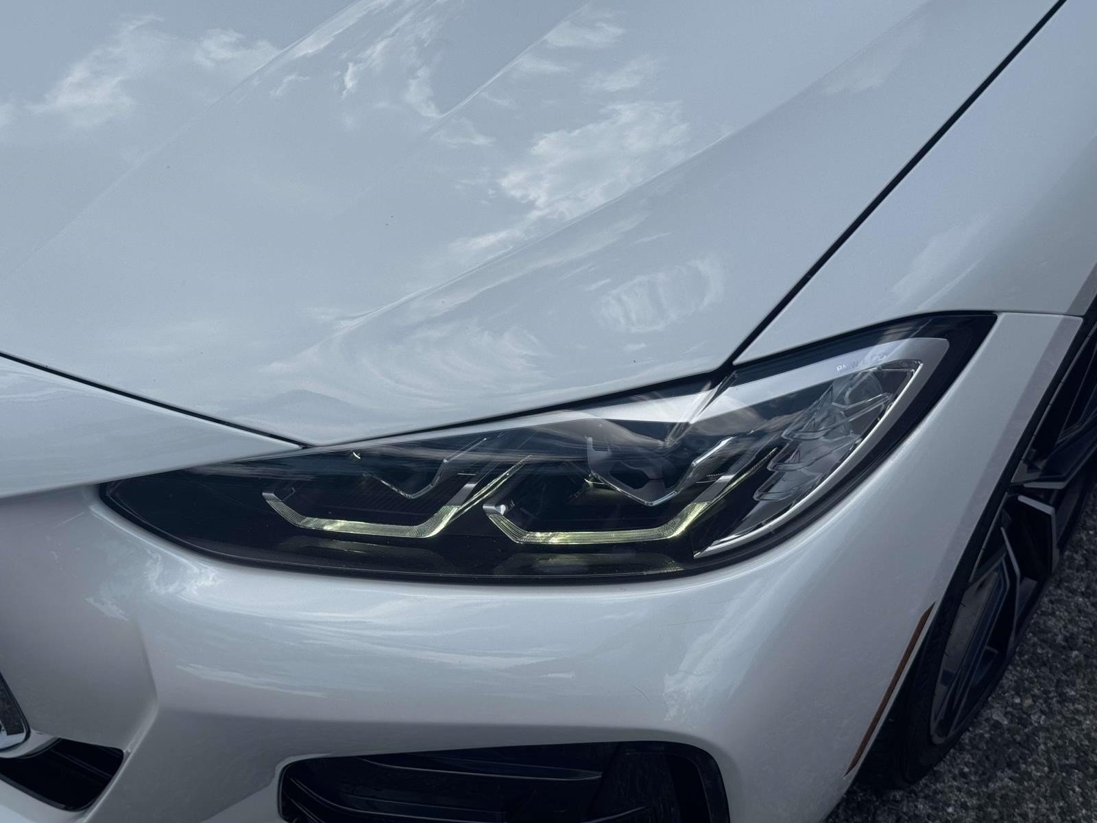 Used 2022 BMW 430i xDrive Coupe w/ M Sport Package AWD/4WD image 8