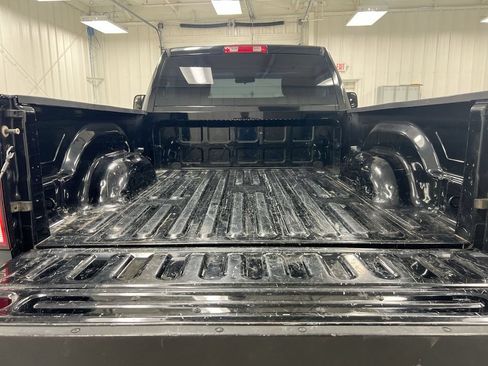 Used 2014 RAM 1500 Express RWD image 21