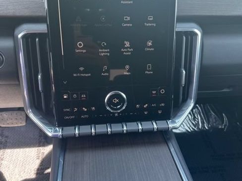 Used 2025 GMC Acadia Denali w/ Super Cruise Package AWD/4WD image 25