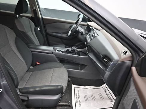 Used 2021 Nissan Rogue S image 8