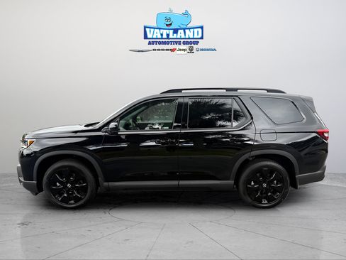 New 2026 Honda Pilot Black Edition image 2
