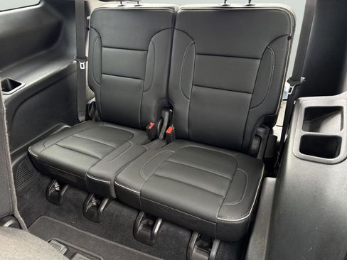 Used 2021 GMC Acadia Denali w/ Denali Technology Package image 24