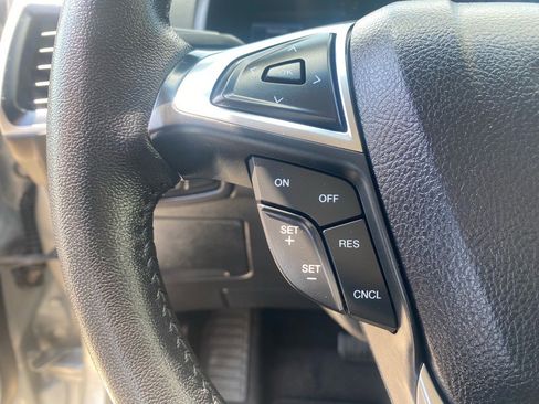 Used 2024 Ford Edge SEL image 26