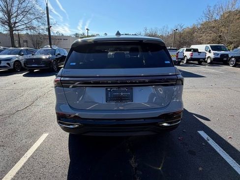 New 2026 Lincoln Nautilus Premier image 8