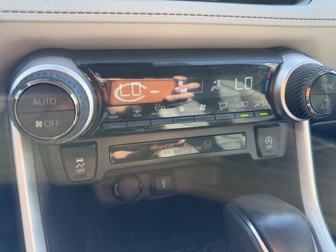 Used 2022 Toyota RAV4 XLE Premium FWD image 16