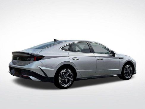 New 2026 Hyundai Sonata SEL AWD/4WD image 8